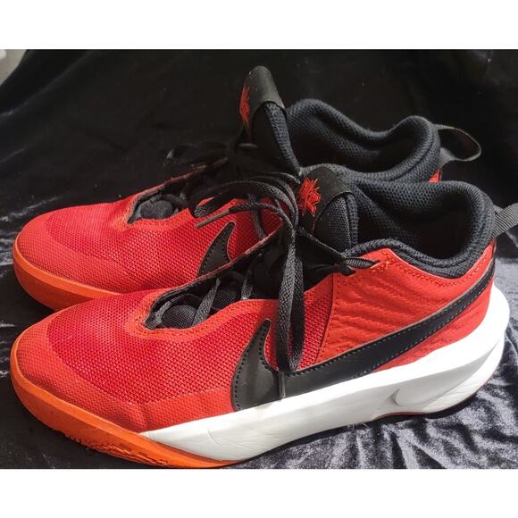 Nike Hustle DX SU-21 Red Black Boys Sneakers Shoes Size 6y Lace-Up - Picture 3 of 14